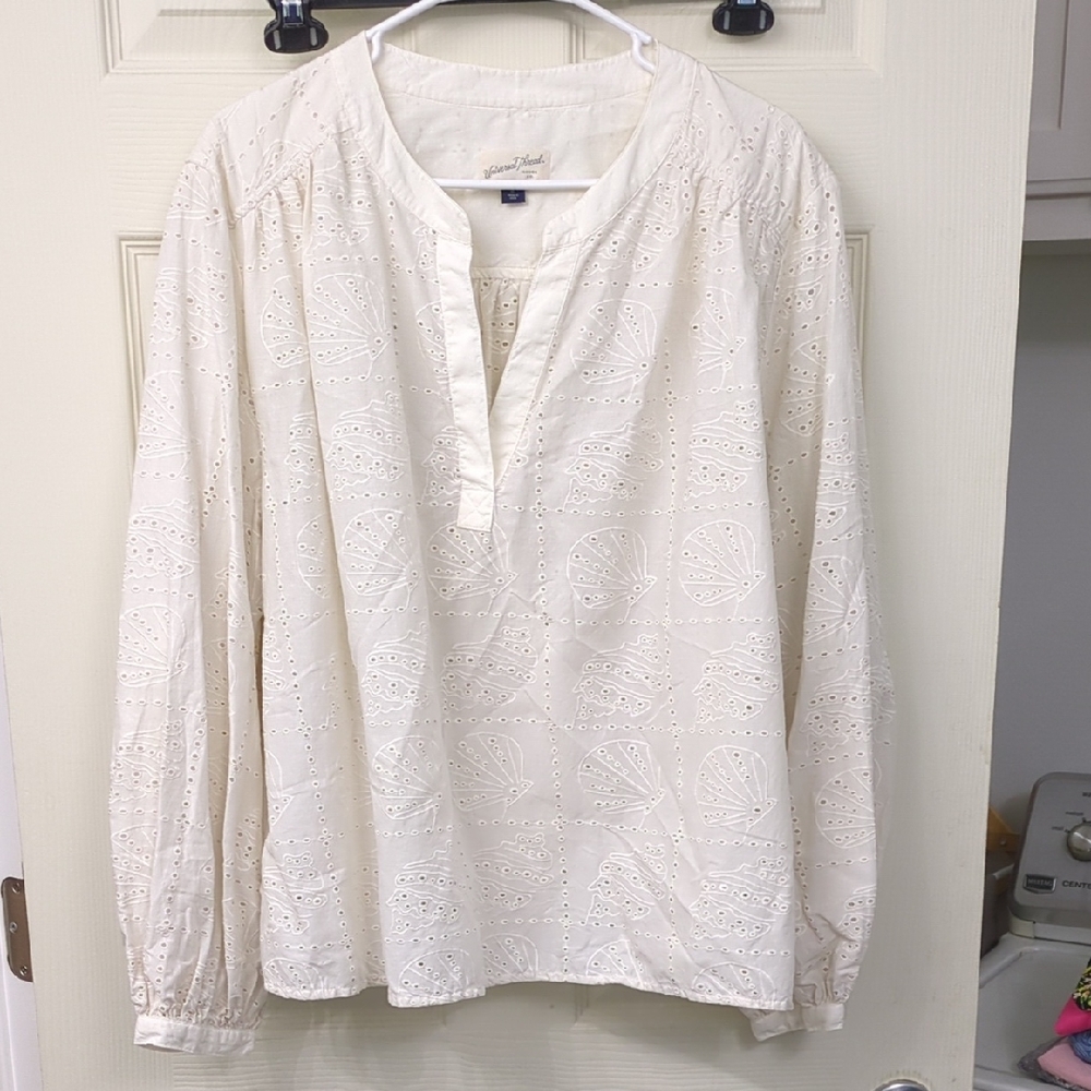 Universal Thread Women's Cream Eyelet Button-Down Casual Shirt